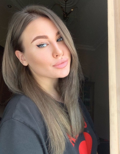 Мила - Шлюха СПб, размер груди 4, метро Владимирская